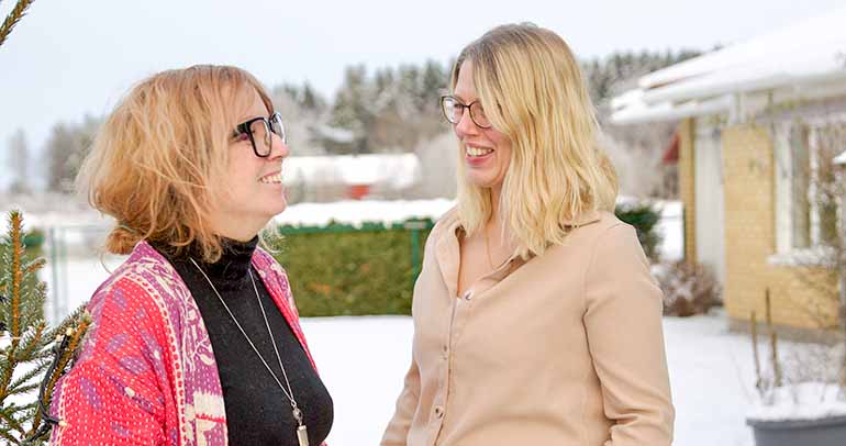 Anna-Sofia Palmqvist och Malin Rydstedt som är enhetschefer inom hemtjänsten.